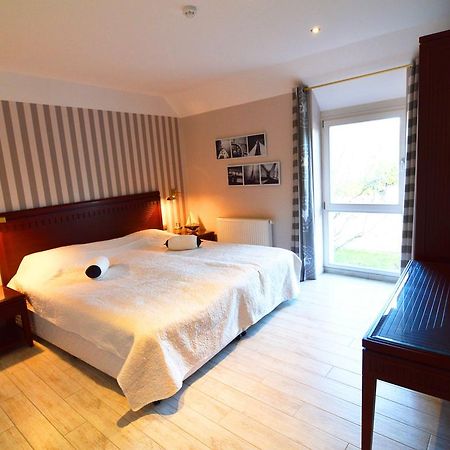 Chateau Crawhez Hotell Thimister Eksteriør bilde